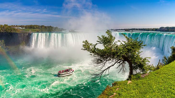 The Majesty of Niagara Falls, Ontario